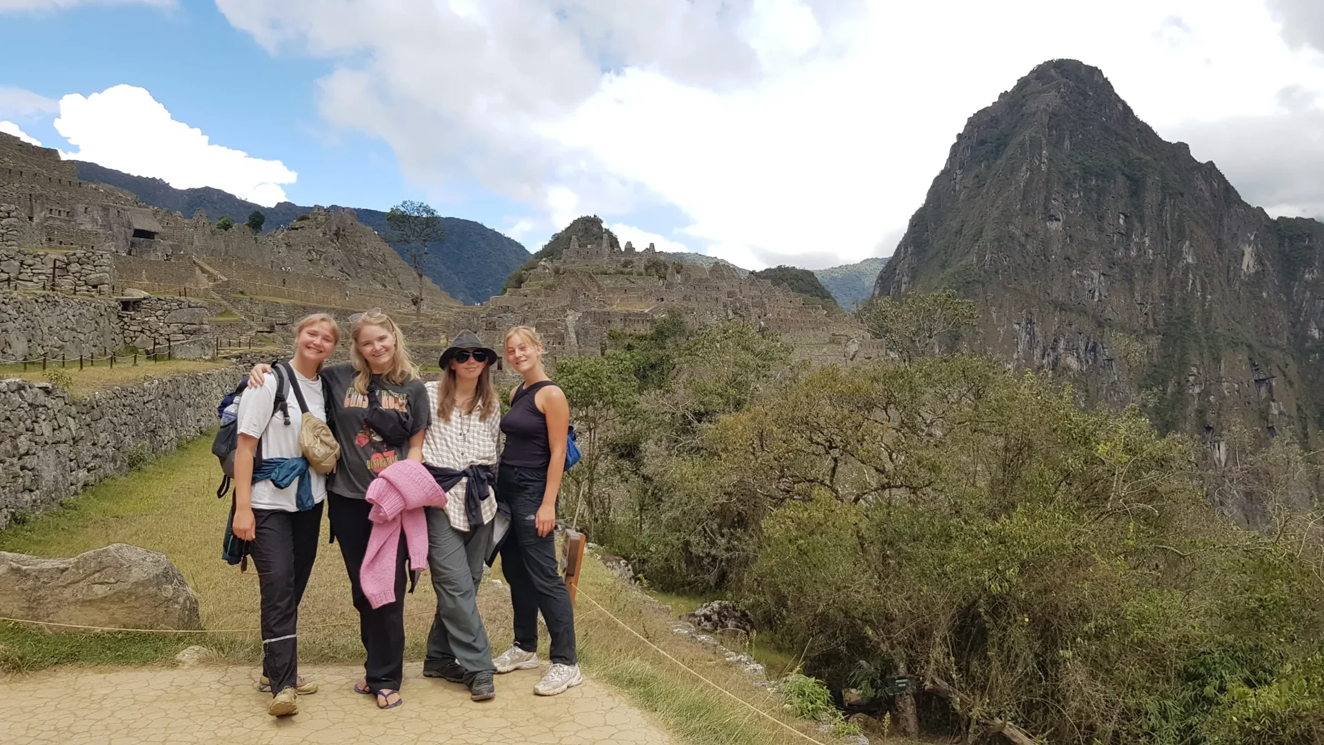 Classic Salkantay Trek to Machu Picchu 5 days — photo 2